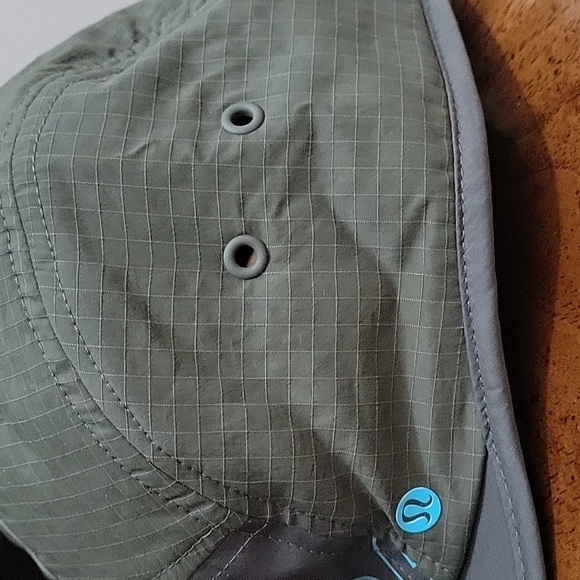 LULULEMON Unisex Insulated Drawcord Hiking Cap, L/XL, Olive Green, main image 8